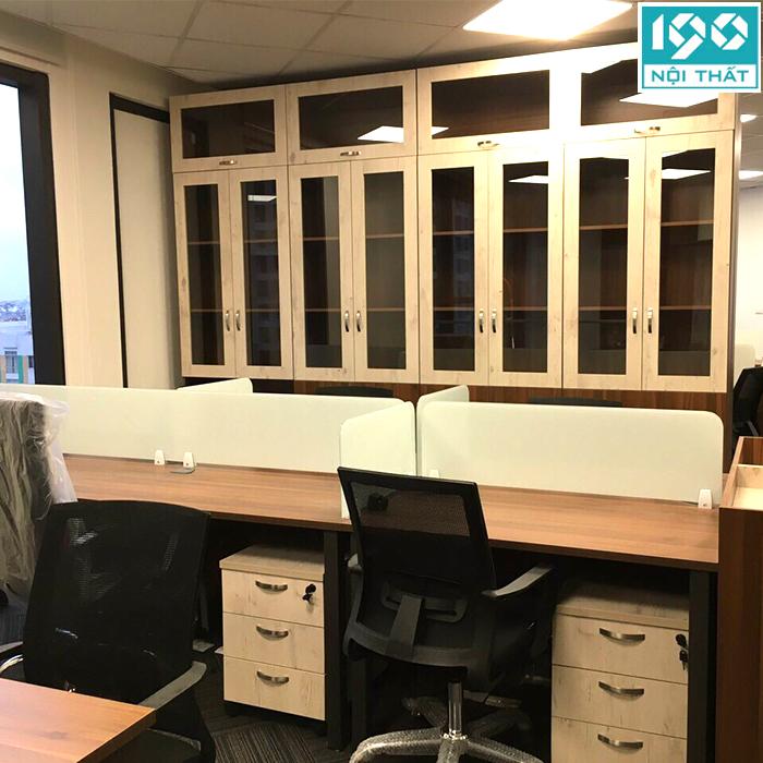 Tính đa dụng và độ bền của bàn làm việc văn phòng gỗ MDF